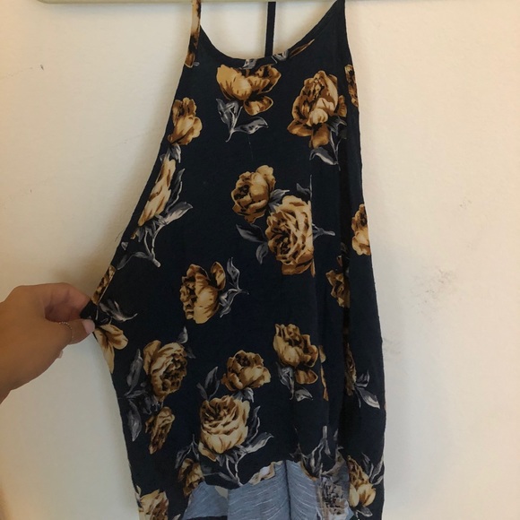 floral halter - Picture 3 of 3